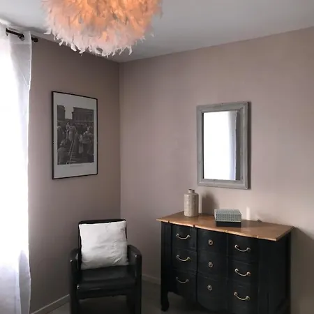 Contemporain Pont Vieux *