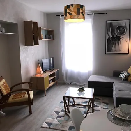 Contemporain Pont Vieux דירה קרקסון